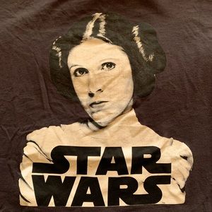 Disney Princess Leah black T-shirt